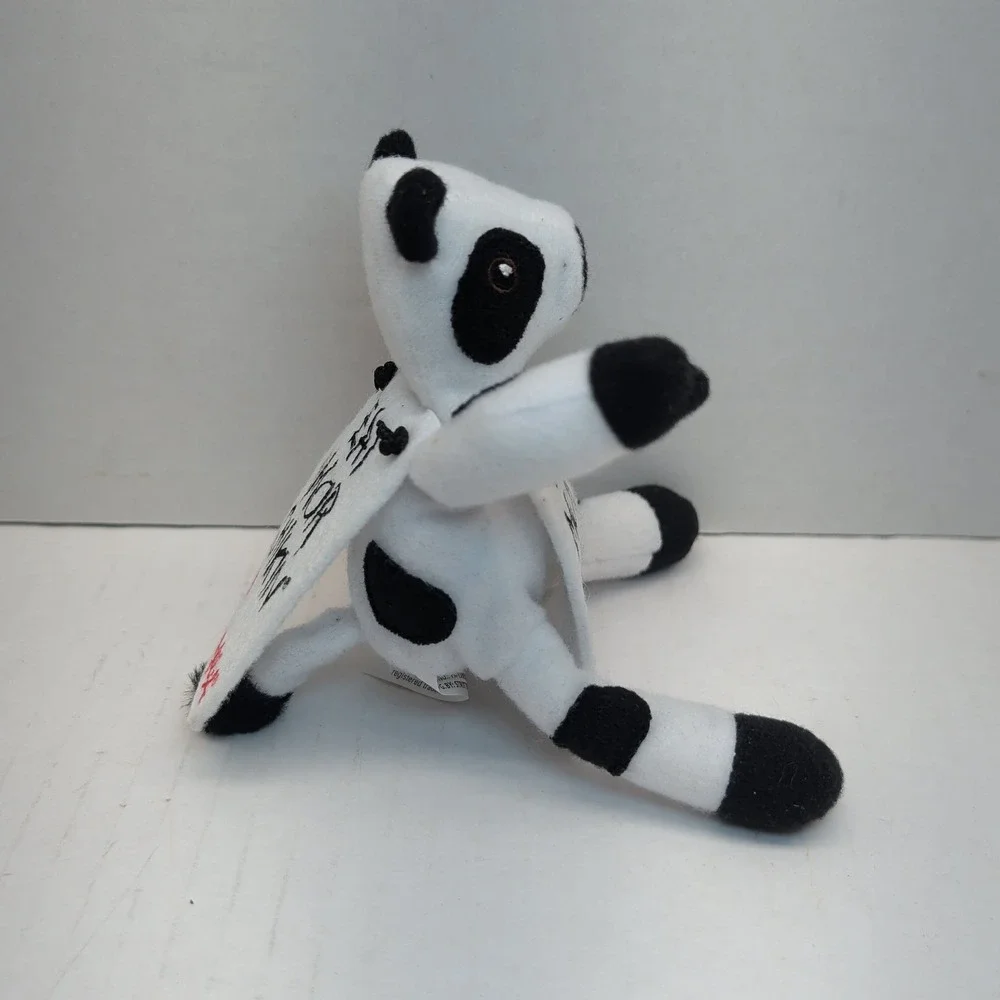Chick-fil-A Eat Mor Chikin Cow Plush and Finger Puppet Advertising Set 2009
